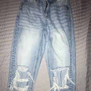 AEO ripped mom jeans